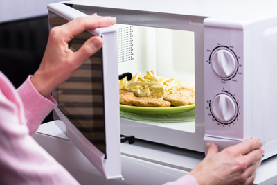 what is the wattage of a microwave