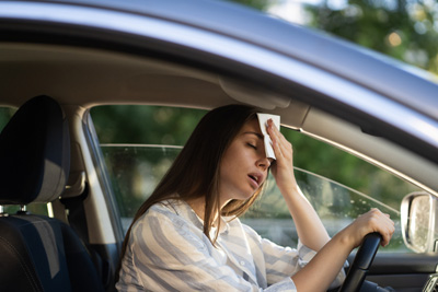 what causes a heat wave
